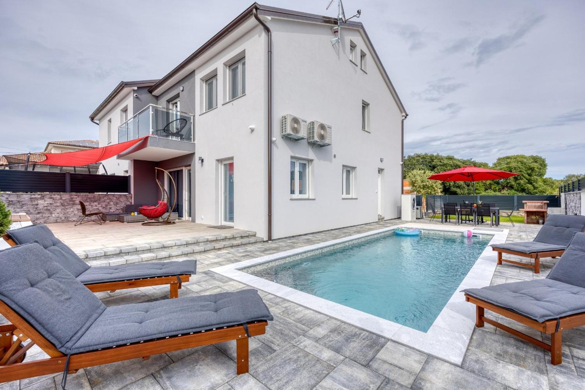 Villa Paansa