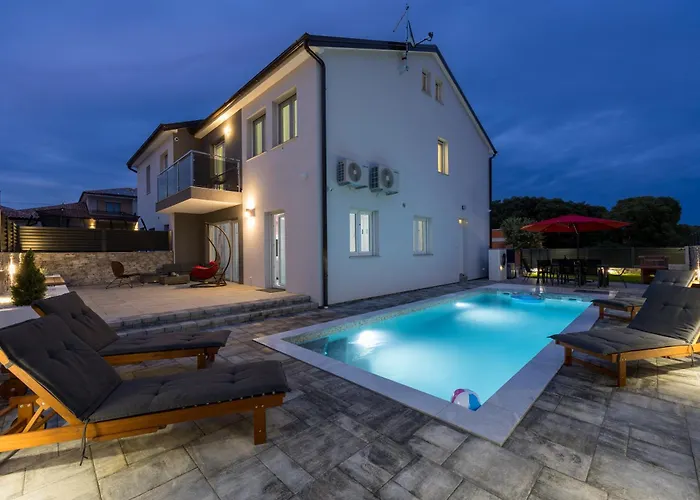 Villa Paansa